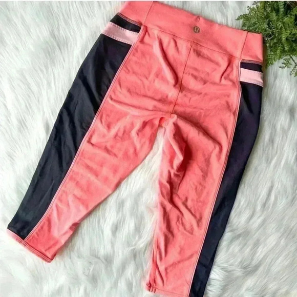 Lululemon athletica Capri leggings - Picture 3 of 3